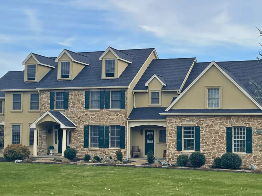 DIY Roof Repair: What Can You Fix Yourself, and When Should You Call a Pro? 1 Roofing contractor